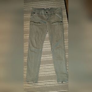 Stylish Army Green Skinny Jeans